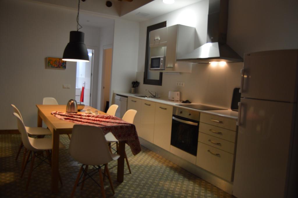 Tarragona Suites Mediona Extérieur photo