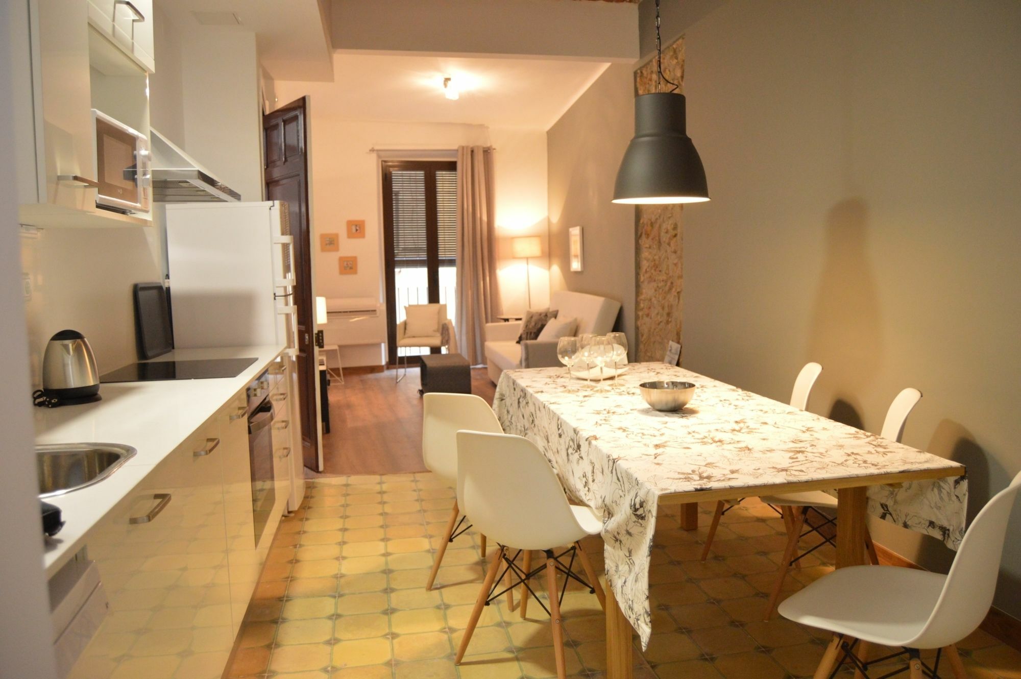 Tarragona Suites Mediona Extérieur photo