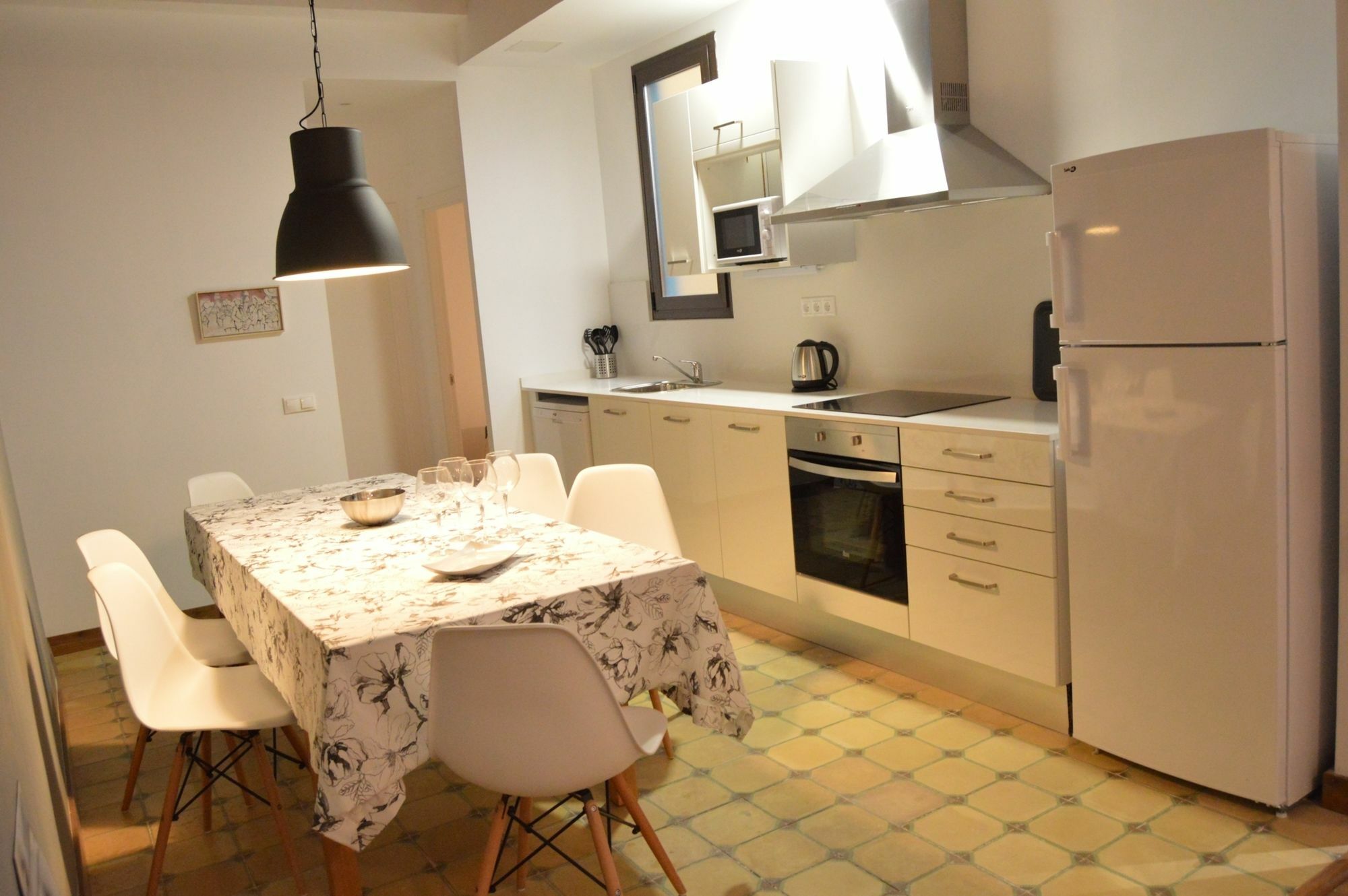 Tarragona Suites Mediona Extérieur photo