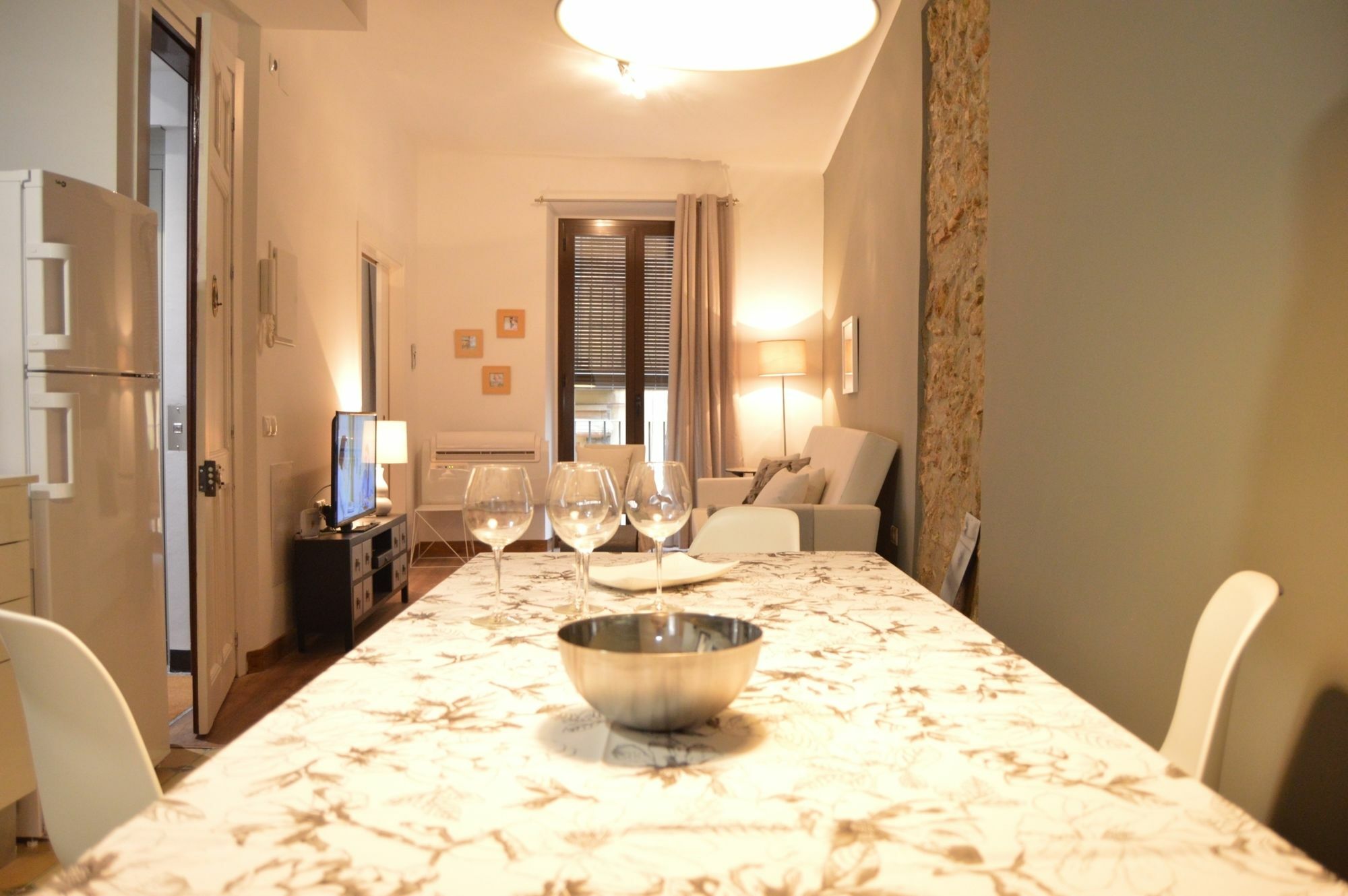 Tarragona Suites Mediona Extérieur photo